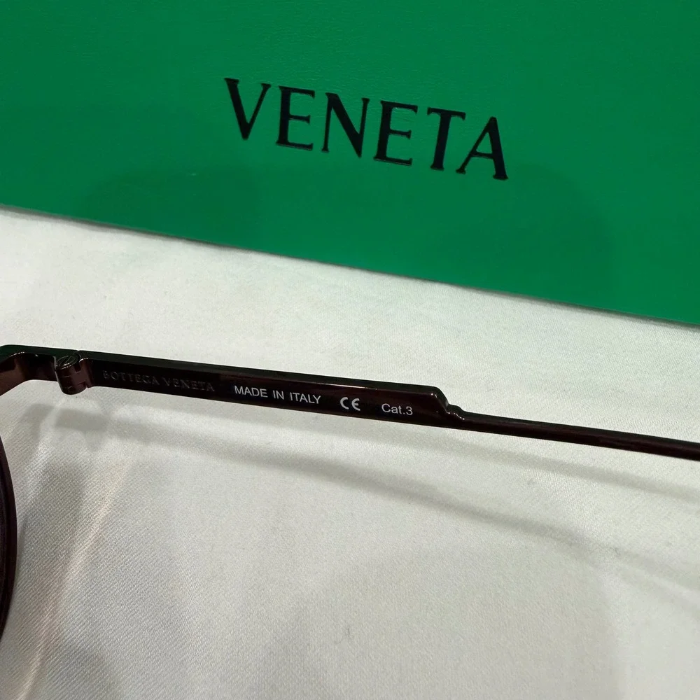 Bottega Veneta  Brown Aviator Sunglasses Made in Italy